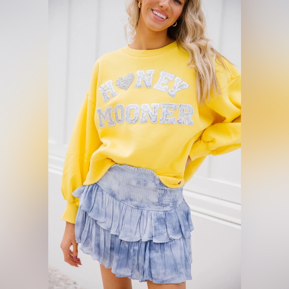 Judith March Honey Mooner Sweatshirt Size L